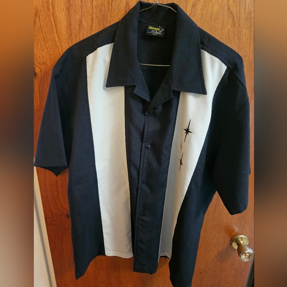 steady classics Other - Steady Classics Casual Black and White Shirt Size L